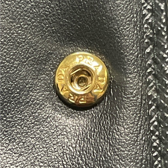 PRADA Saffiano Monochrome Compact Wallet Black - Picture 8 of 10